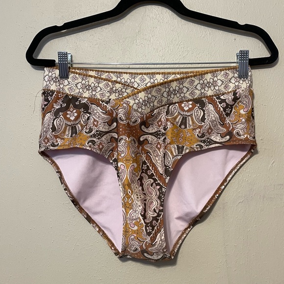 Anthropologie Other - Alana Gunn Campbell High-Waisted Paisley Bottoms Size Medium